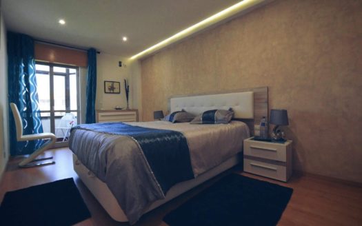 Luxury Penthouse In Cascais