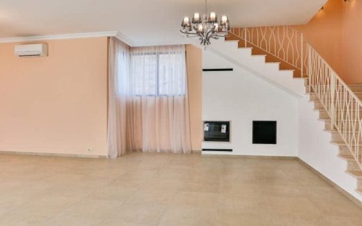 Villa With Water View In Tivat