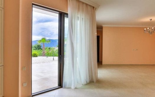 Villa With Water View In Tivat