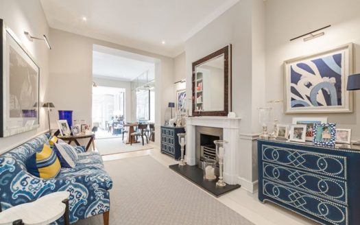 Chelsea Three Bedroom Terraced House