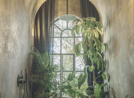 Relaxed, Luxury Living Surrounded By Nature