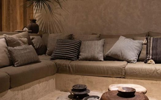 Relaxed, Luxury Living Surrounded By Nature