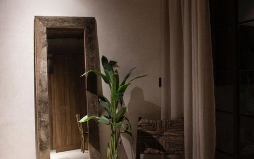 Relaxed, Luxury Living Surrounded By Nature