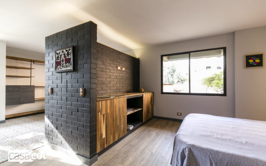 Fantastic Renovated Apartment With Terrace In El Poblado