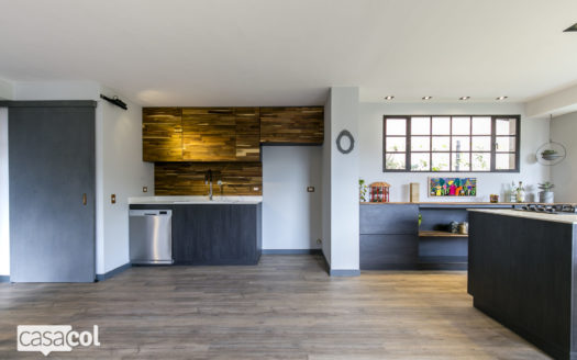 Fantastic Renovated Apartment With Terrace In El Poblado