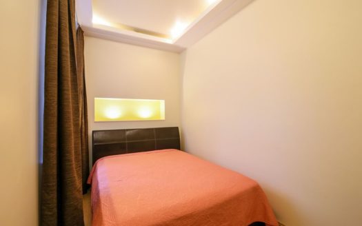 Quiet Three Bedroom Apartment, Center Of Riga, Latvia