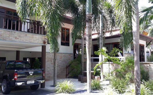 Thai Style Pool Villa, Chalong, Phuket, Thailand