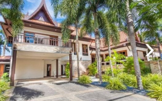 Thai Style Pool Villa, Chalong, Phuket, Thailand