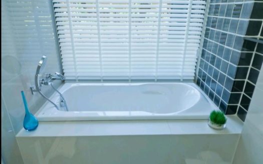 Condo At The Deck Patong, Phuket