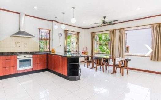 Thai Style Pool Villa, Chalong, Phuket, Thailand
