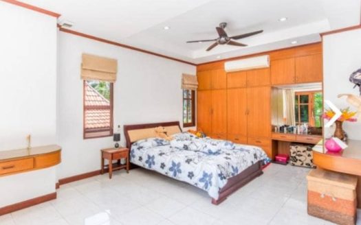 Thai Style Pool Villa, Chalong, Phuket, Thailand