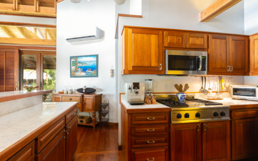 Luxury Caribbean Beach House, Roatán, Honduras