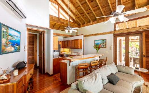 Luxury Caribbean Beach House, Roatán, Honduras