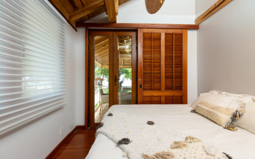 Luxury Caribbean Beach House, Roatán, Honduras