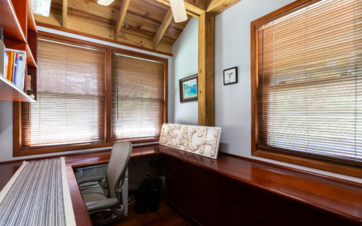 Luxury Caribbean Beach House, Roatán, Honduras