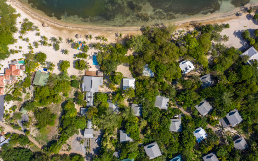 Luxury Caribbean Beach House, Roatán, Honduras