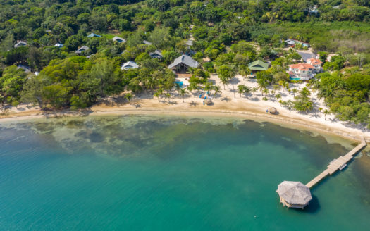 Luxury Caribbean Beach House, Roatán, Honduras