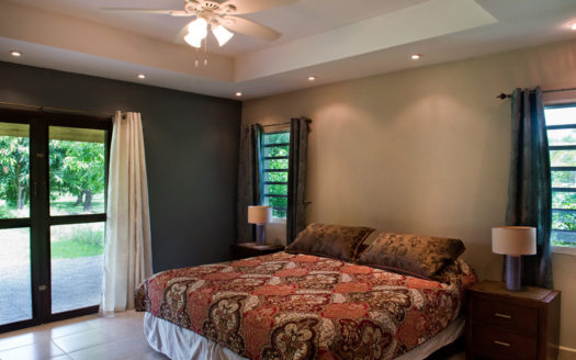 Bird Lover Estate With Multiple Homes On 50 Acres