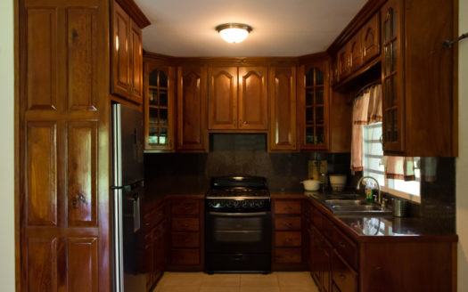 Bird Lover Estate With Multiple Homes On 50 Acres