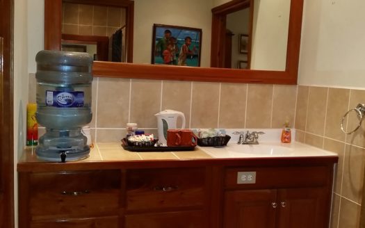 Bird Lover Estate With Multiple Homes On 50 Acres