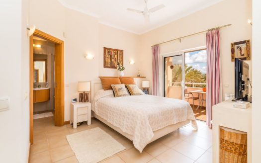 Gorgeous Views, Townhouse For Sale In Lagoa