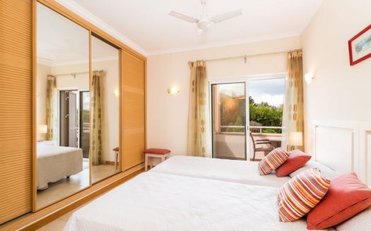 Gorgeous Views, Townhouse For Sale In Lagoa